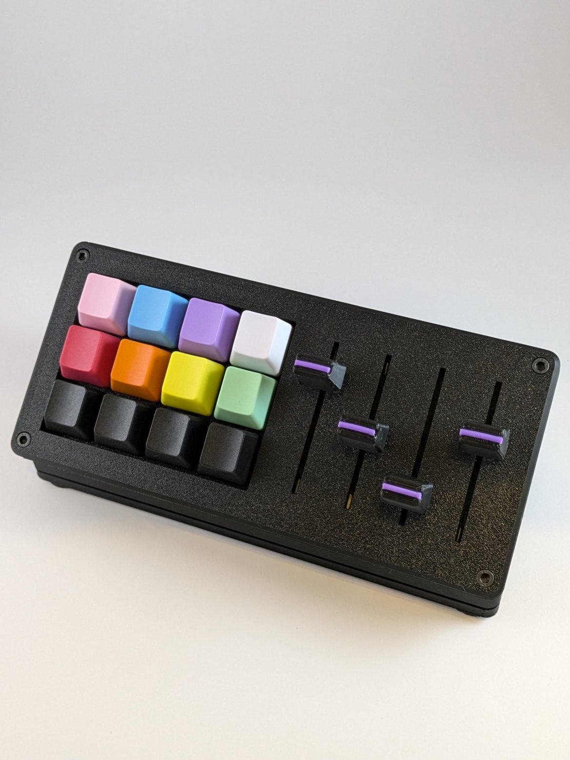 Beyond the Mouse & Keyboard: Niche Input Devices for Creative Pros and Streamers